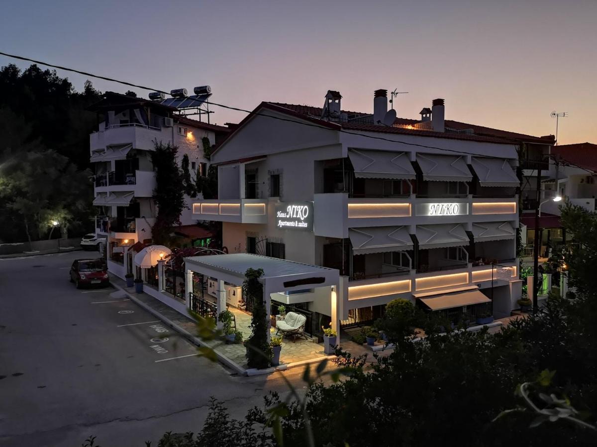 Haus Niko Apartments And Suites نيا بوتيدايا المظهر الخارجي الصورة