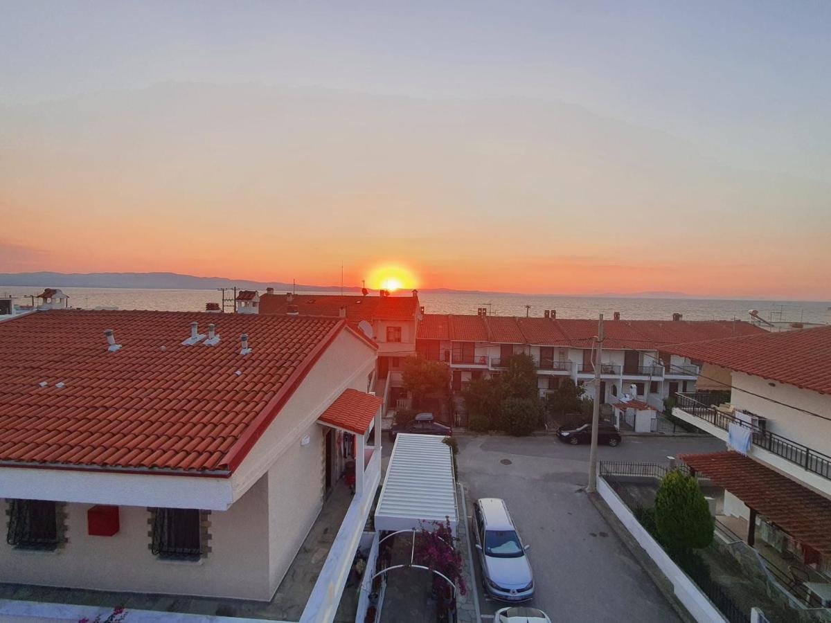 Haus Niko Apartments And Suites نيا بوتيدايا المظهر الخارجي الصورة