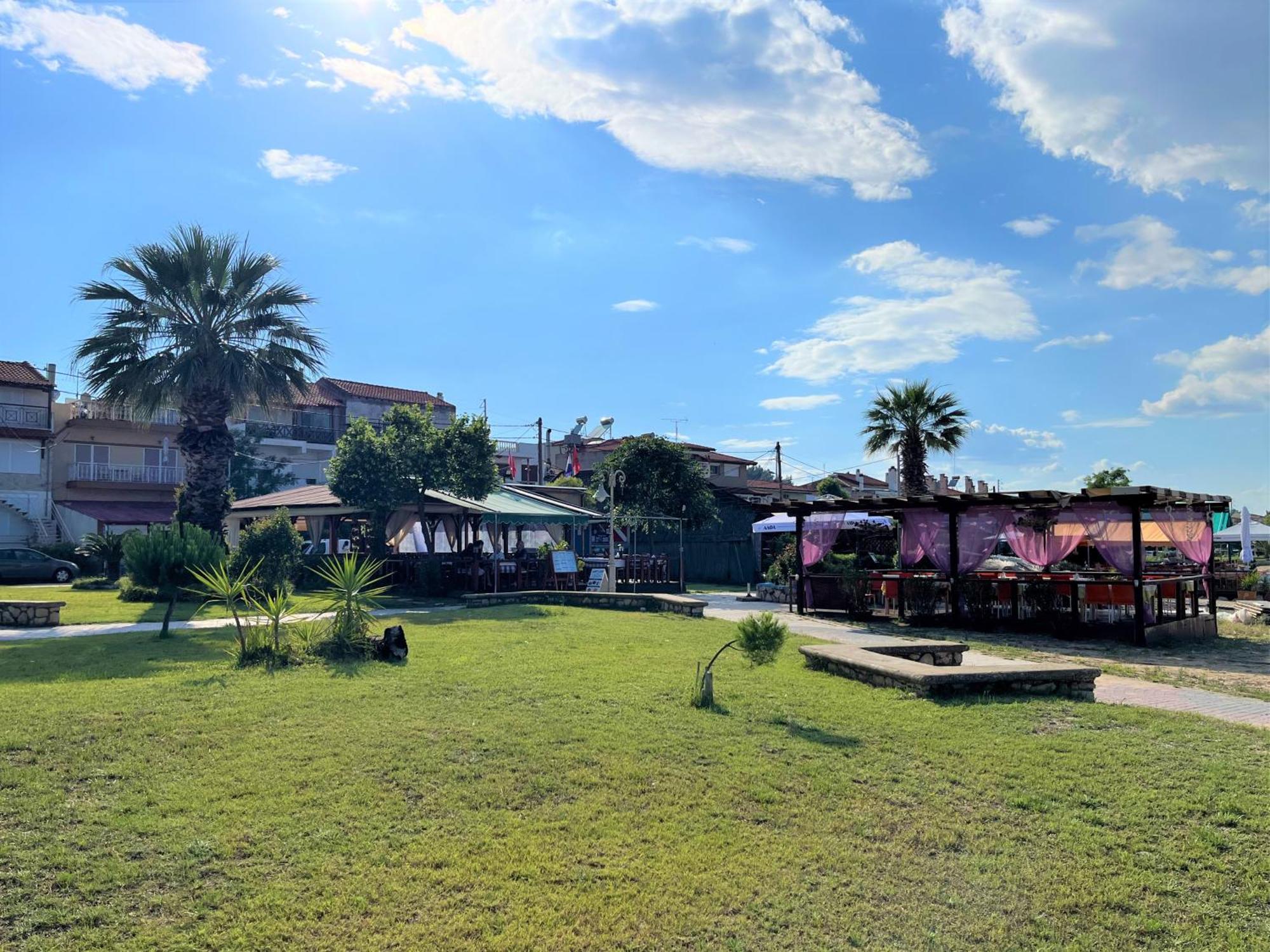 Haus Niko Apartments And Suites نيا بوتيدايا المظهر الخارجي الصورة