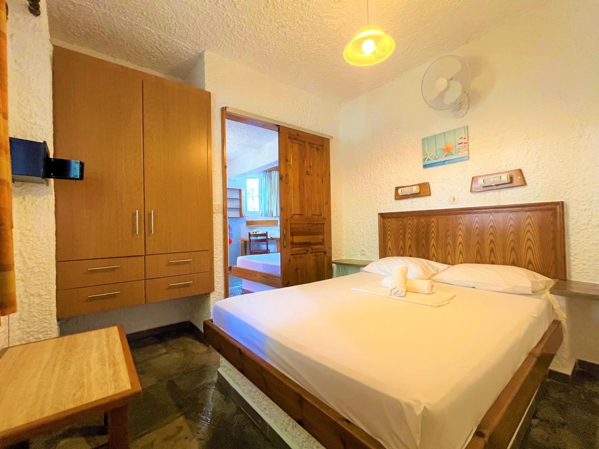 Haus Niko Apartments And Suites نيا بوتيدايا المظهر الخارجي الصورة