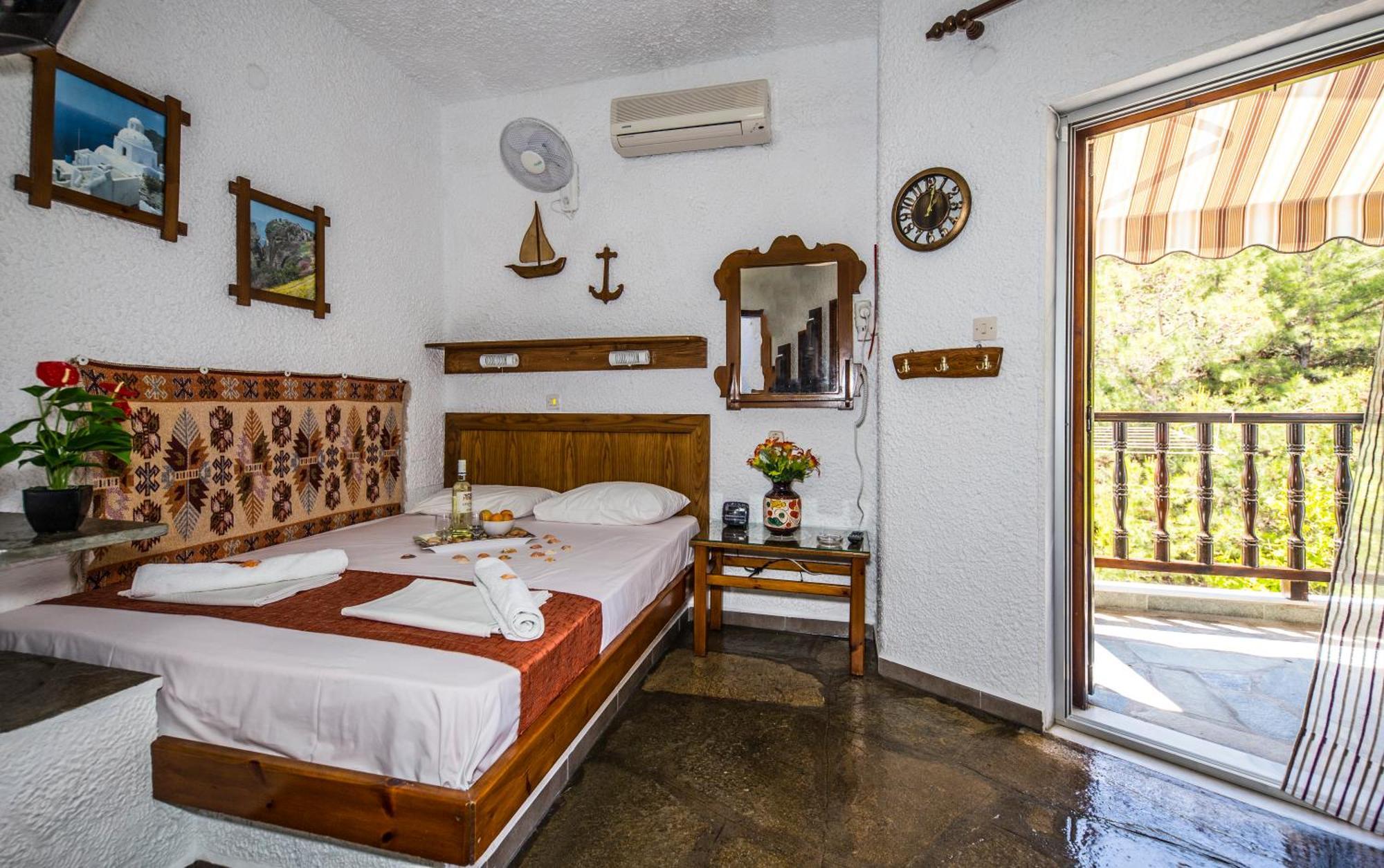 Haus Niko Apartments And Suites نيا بوتيدايا الغرفة الصورة