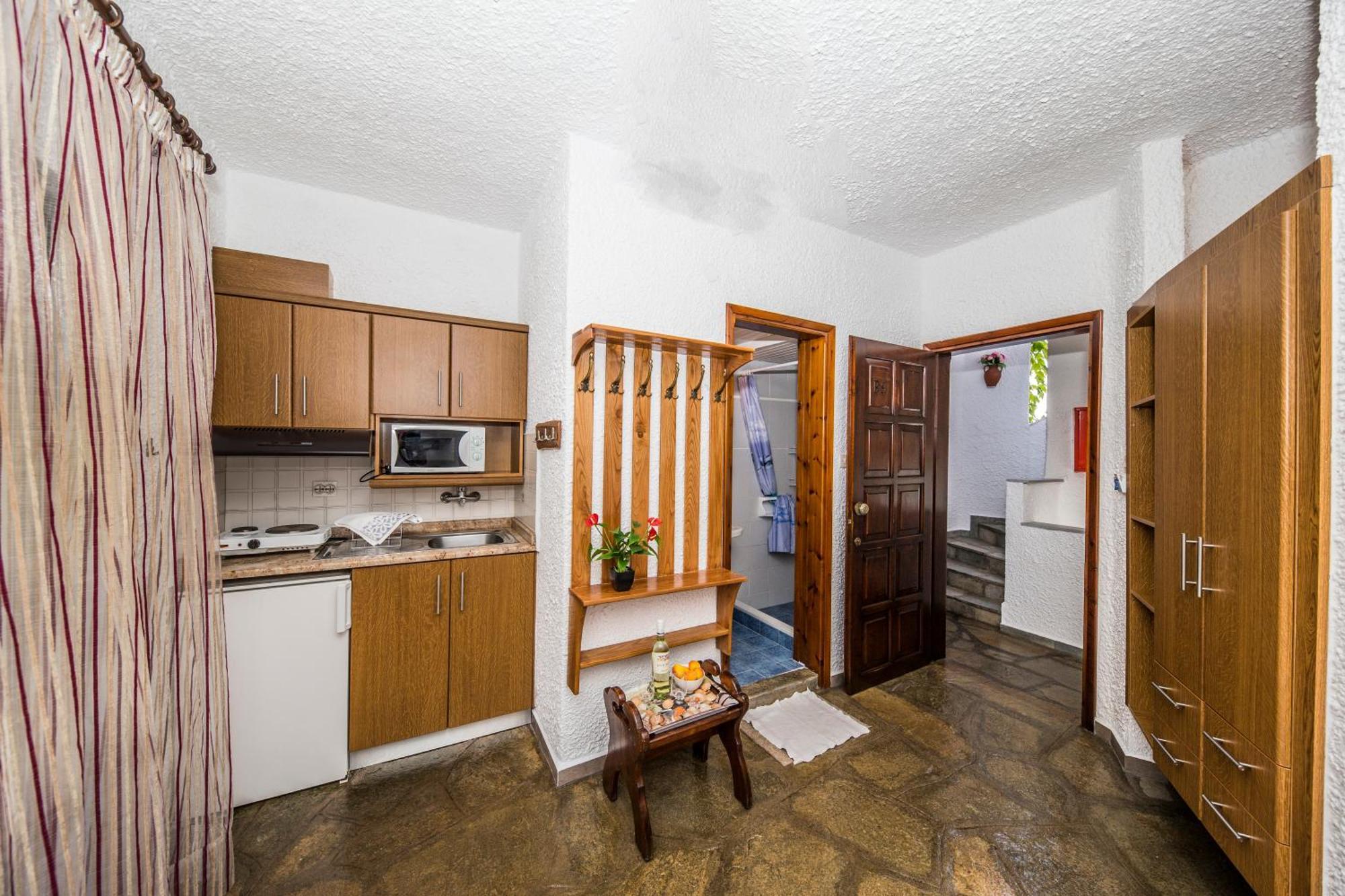 Haus Niko Apartments And Suites نيا بوتيدايا الغرفة الصورة